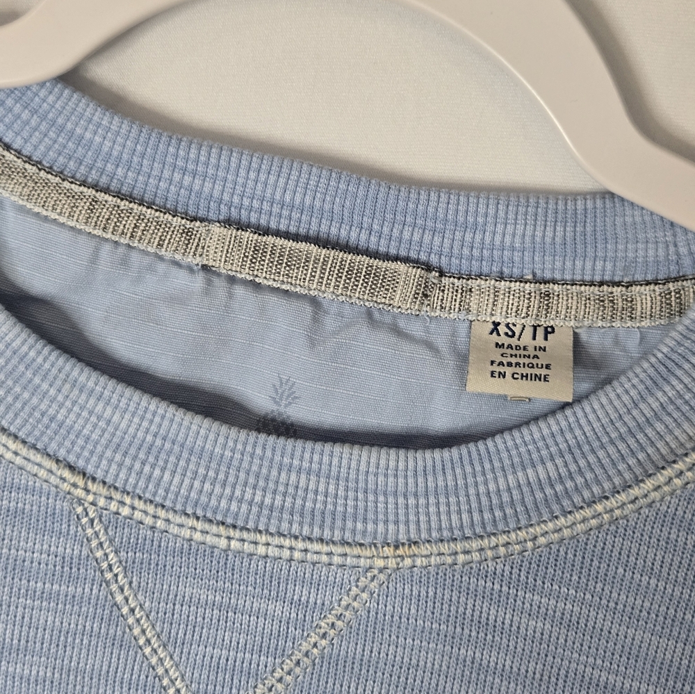 Tommy Bahama Light Blue Crew Neck Sweater Size XSmall - Picture 3 of 4